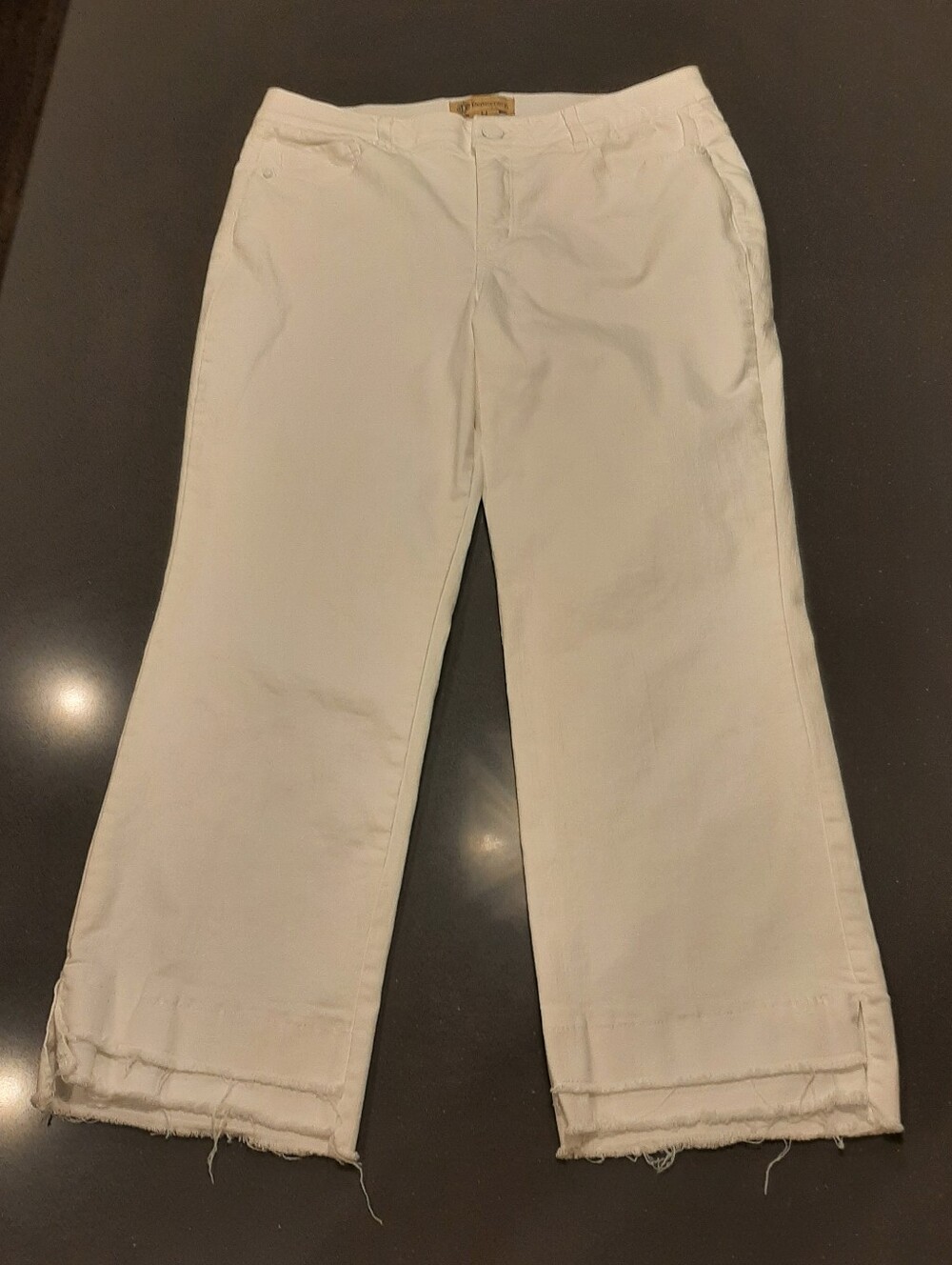 Democracy Ab Technology White Cropped Jeans Size 14 Raw Frayed Hem Stretch